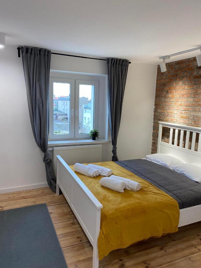 Apartment Dekerta 8/5